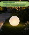 Solar-Gartenleuchte mit Fernbedienung, RGB+weiße LED-Leuchten, 8 Stunden, Li-Ionen-Akku, Erdspieß und integriertes Solarpanel