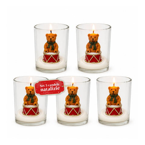Weihnachtskerze im 7 cm großen Glas - Teddybär mit Weihnachtsmannmütze oder Bär auf der Trommel - Dekoration und Tischschmuck