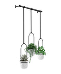 Bild-1-umbra-set-3-dekorative-hängevasen-aus-stahl-schwarzweiß-ean-028295306959