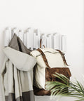bild-3-umbra-platzsparende-wandgarderobe-weiß-ean-028295280273