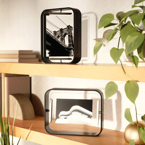 Bild-3-Umbra-rechteckiger-Aufstell-Fotorahmen-19x5x24cm-schwarz-EAN-028295418485