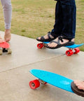 Bild-3-im-TV-gesehen-Skateboard-mit-4-Rädern-55x10x155cm-EAN-4899888106067