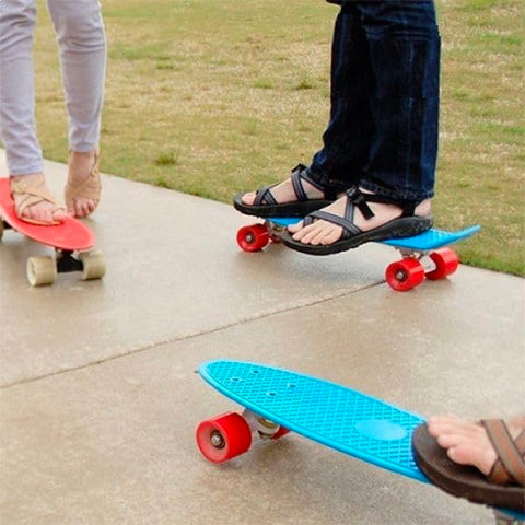 Bild-3-im-TV-gesehen-Skateboard-mit-4-Rädern-55x10x155cm-EAN-4899888106067