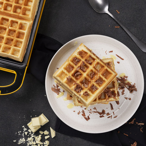 bild-4-princess-elektrisches-Waffeleisen-mit-Antihaftbeschichtung-rutschfesten-Füßen-700-W-gelb-EAN-8713016092069