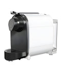 Elegante beige DCG-Kaffeemaschine in einer modernen Küche, bereitet perfekten Espresso in einer Glastasse zu, raffiniertes Design