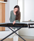 Bild-3-rayen-verstellbarer-Bügelbrettbezug-mit-Easy-Clip-System-130x47cm-EAN-8412955061524