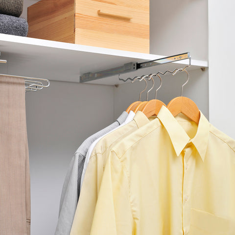 Bild-3-WENKO-Ausziehbarer-Kleider- und-Hemdenhalter-für-den-Kleiderschrank-EAN-4008838500101