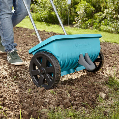 bild-4-gardena-düngerstreuer-mit-rädern-breite-45cm-125l-ean-4078500033169